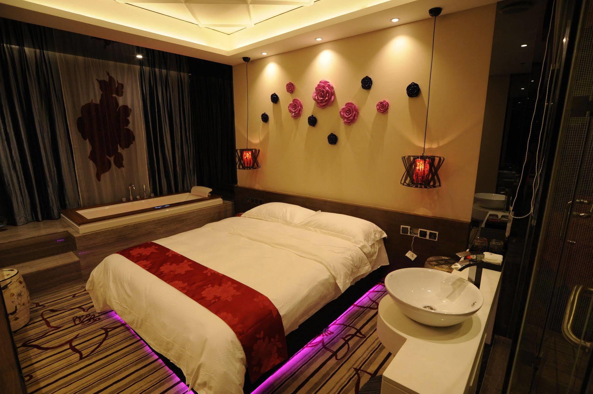 גואנגג'ואו Secret Garden Hotel מראה חיצוני תמונה