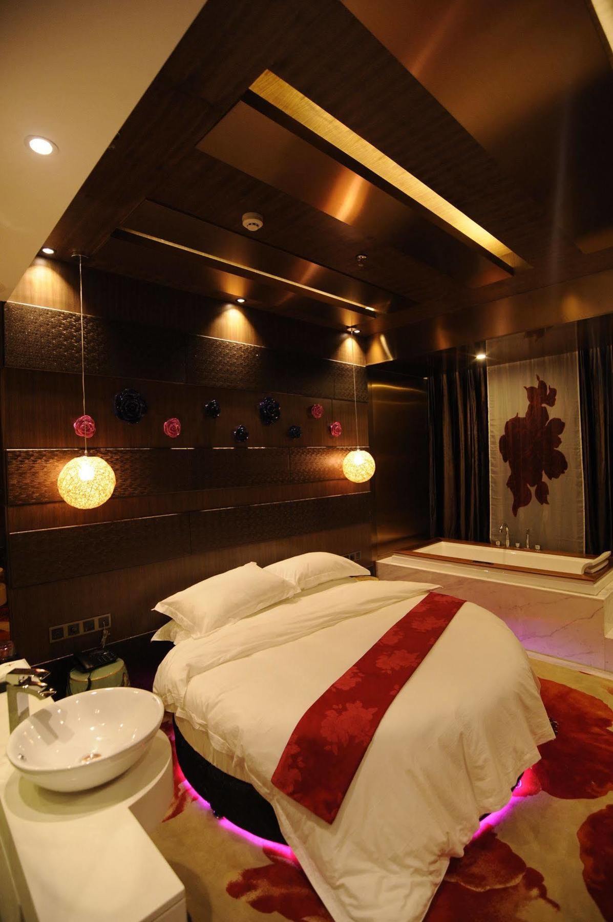 גואנגג'ואו Secret Garden Hotel מראה חיצוני תמונה